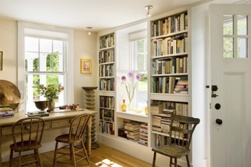 Tủ sách trong phòng ăn